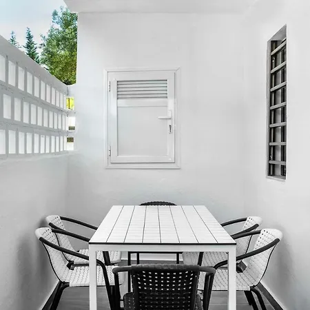 Edem Chanioti * Polychrono